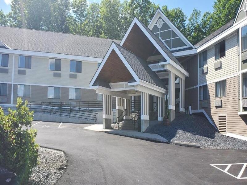 Comfort Inn & Suites Montpelier-Berlin Exterior photo